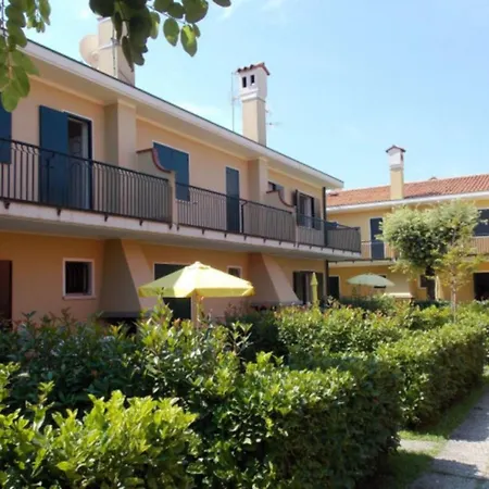 Relaxing For Families In דירה ביביונה