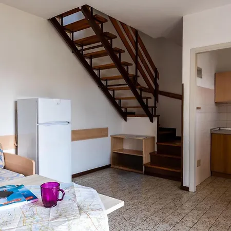Private Garden And 3 Shared Pools In 4 Apartment *